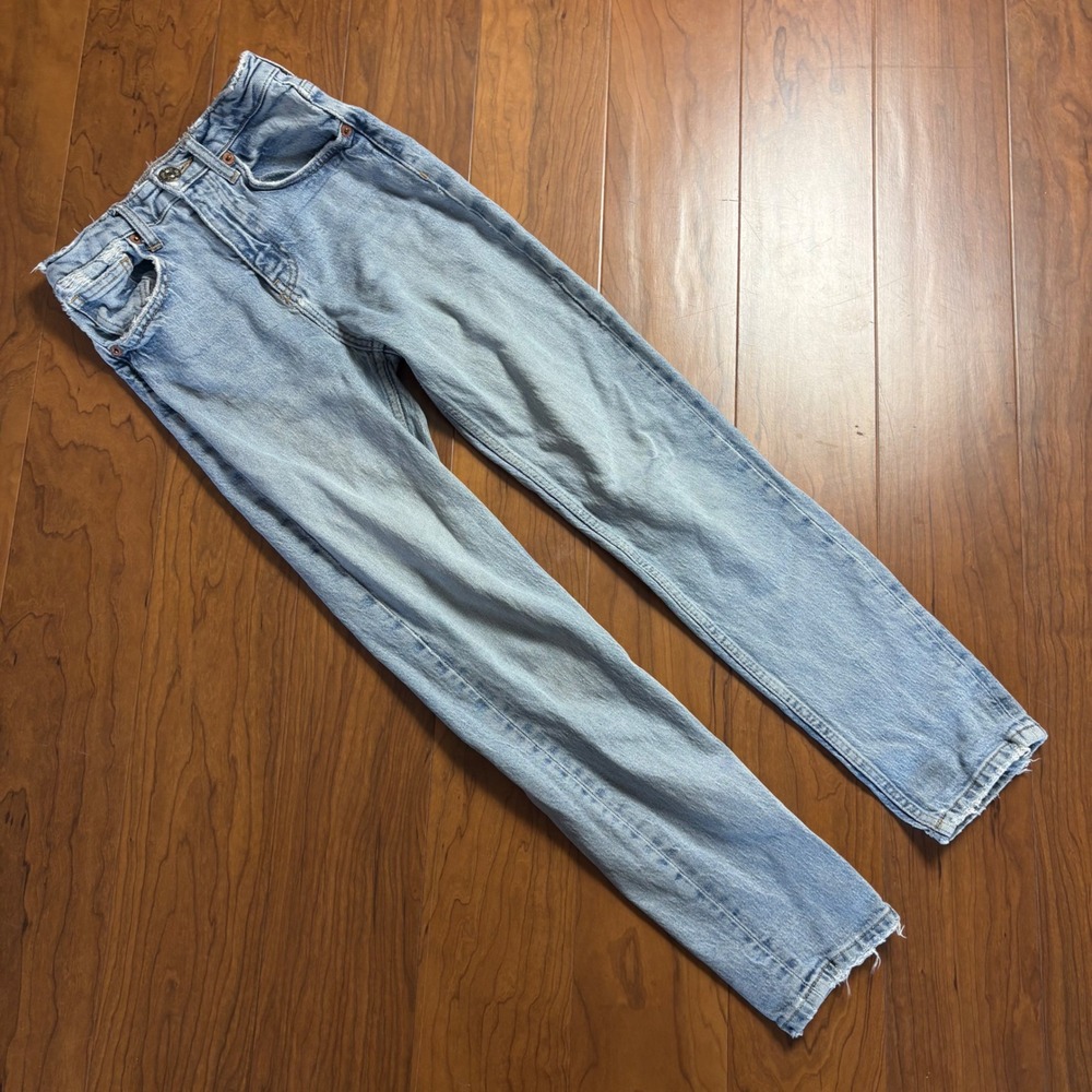 Zara Womens Size 0 Light Wash High Waisted Straight Leg Distressed Jeans Blue